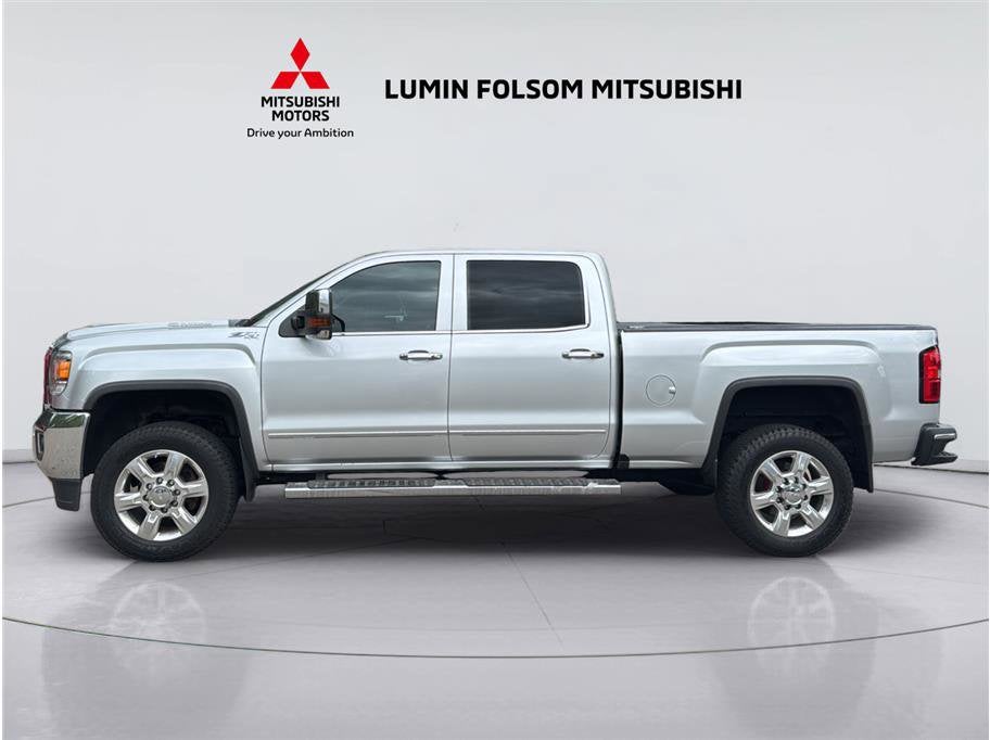 2018 GMC Sierra 2500HD — side profile view
