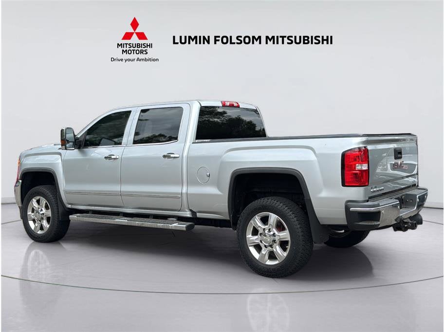 2018 GMC Sierra 2500HD — rear three-quarter view