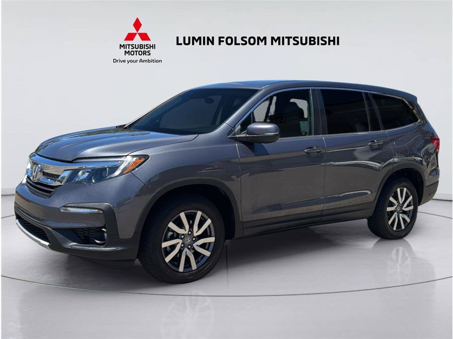 2020 Honda Pilot EX-L in No Color — front three-quarter view