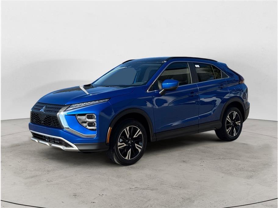 2026 Mitsubishi Eclipse Cross SE Sport Utility 4D in Lightning Blue Metallic — front three-quarter view