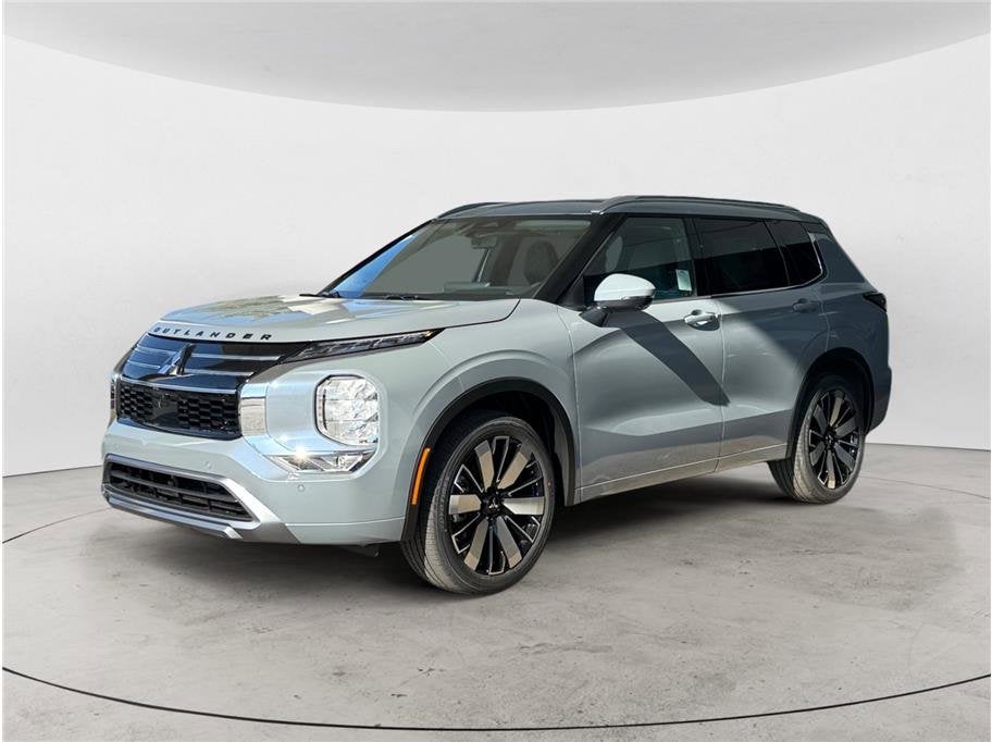 2026 Mitsubishi Outlander SEL Sport Utility 4D in Moonstone Gray Metallic W/ Black Roof — front three-quarter view