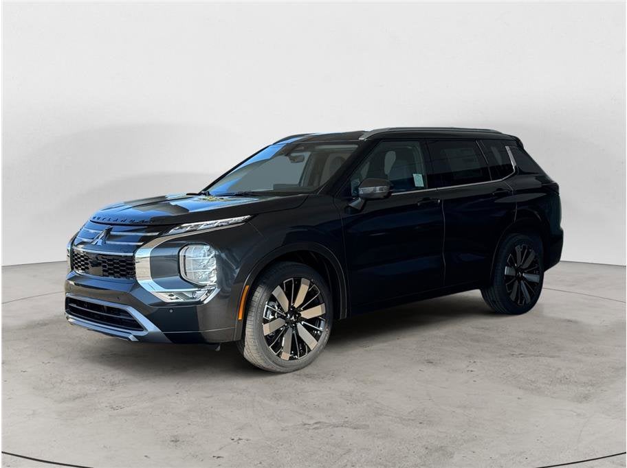 2026 Mitsubishi Outlander SEL Sport Utility 4D in Graphite Gray — front three-quarter view