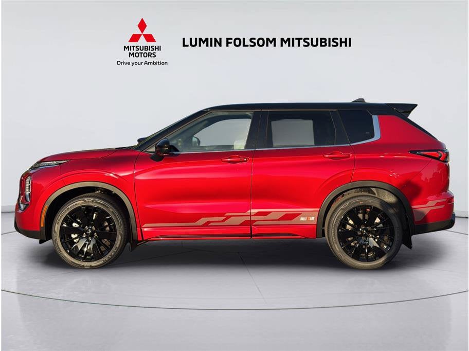 2026 Mitsubishi Outlander — side profile view