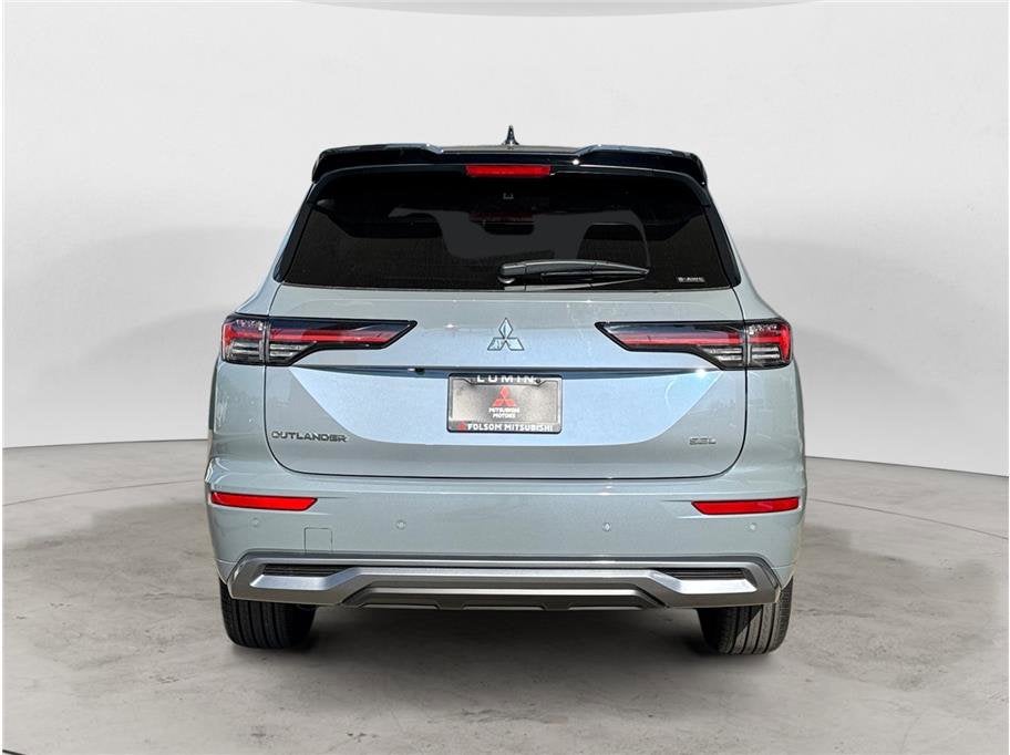 2026 Mitsubishi Outlander — interior view